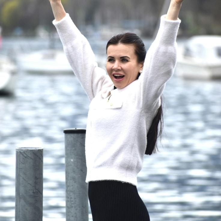 Portrait of Nova Carter, group coordinator and fusion cooking expert